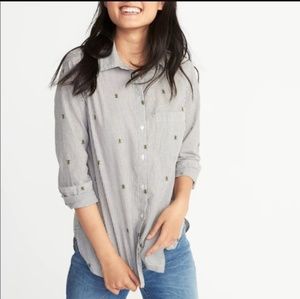 Old navy classic button down striped shirt bees